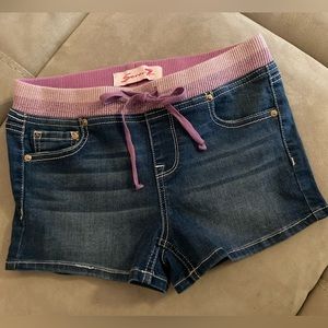 Seven7 brand denim shorts